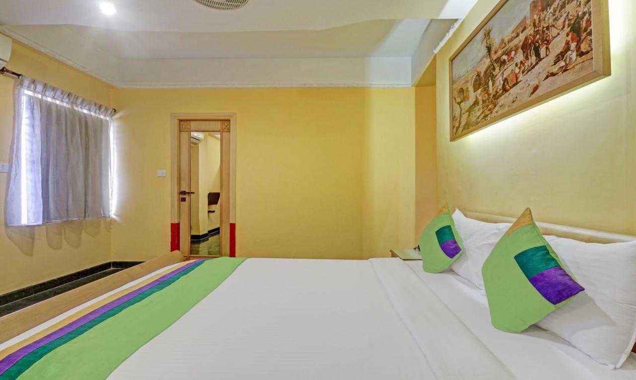 Treebo Trend Komfort Suites Yadavgiri Mysore Eksteriør bilde